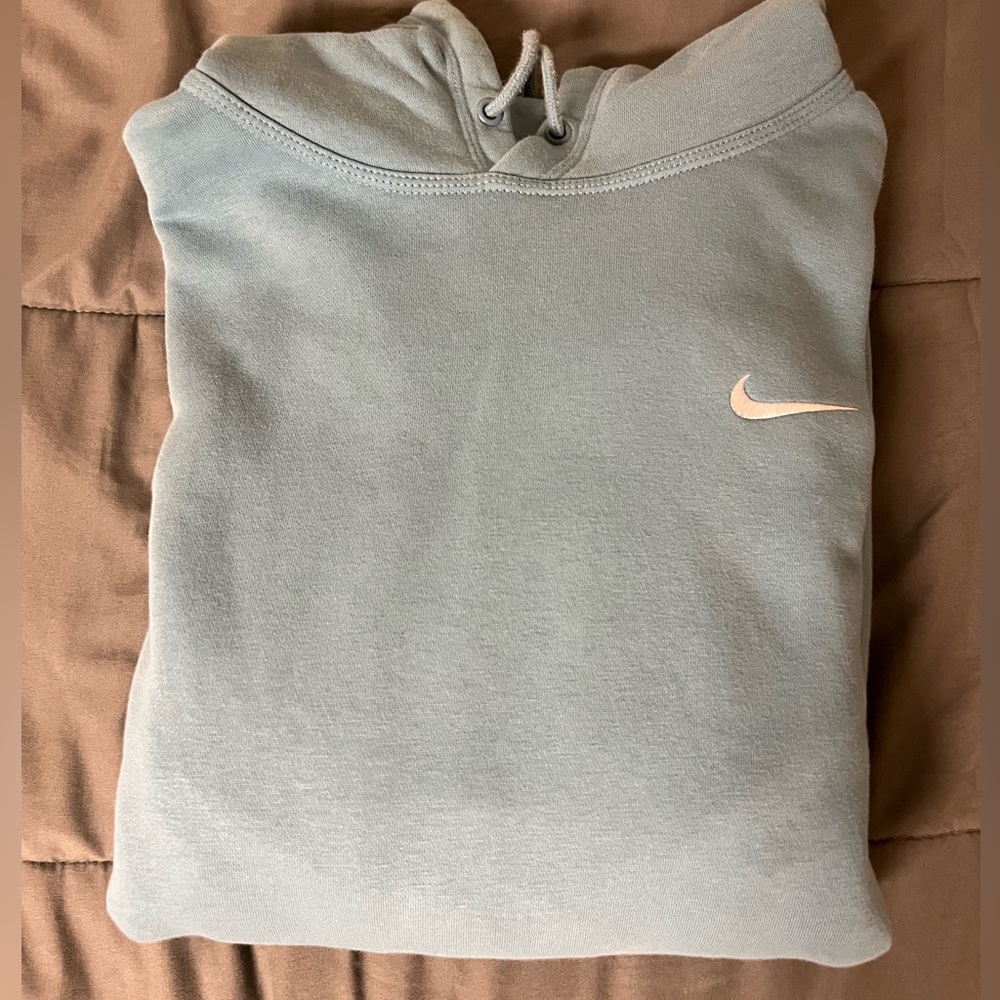 Light Blue Nike Hoodie Solo Swoosh